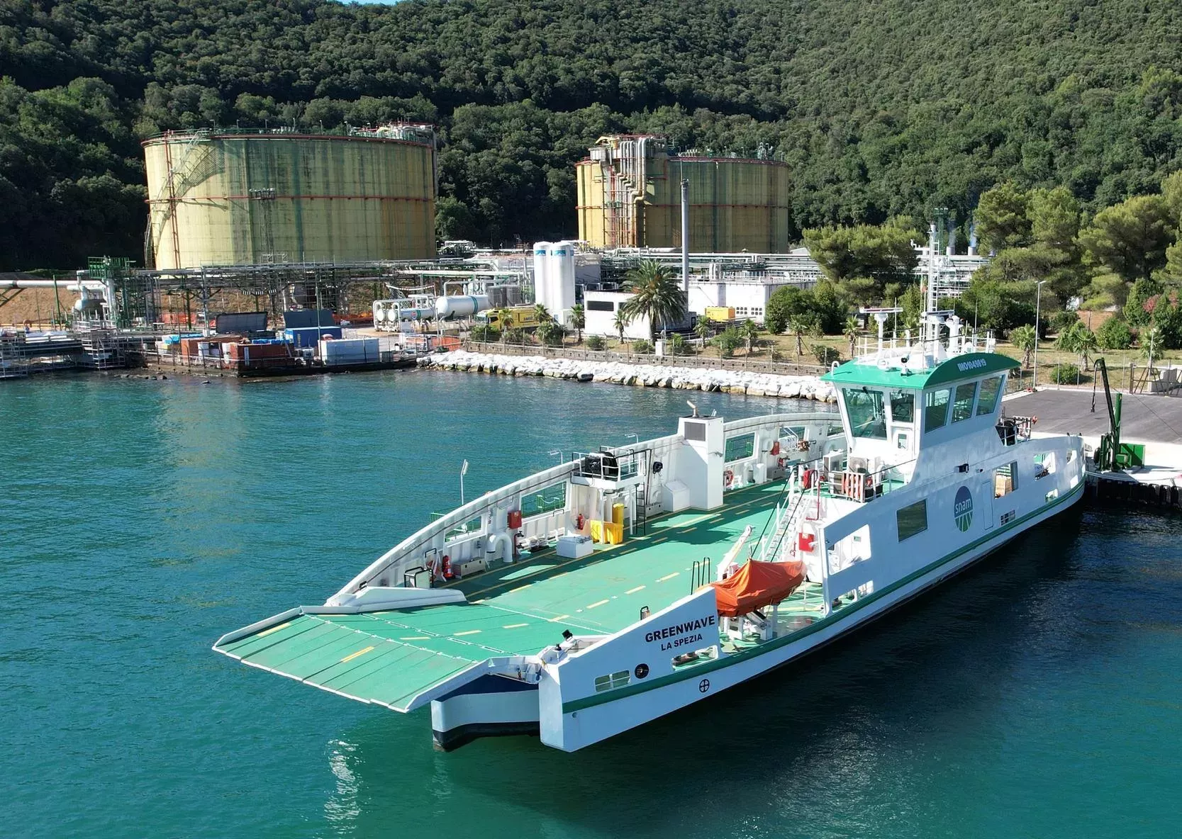 Greenwave ferry